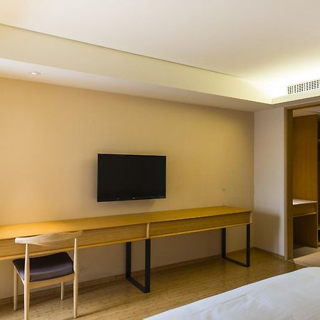 Ji Hotel Changzhou China Dinosaurs Park 외부 사진